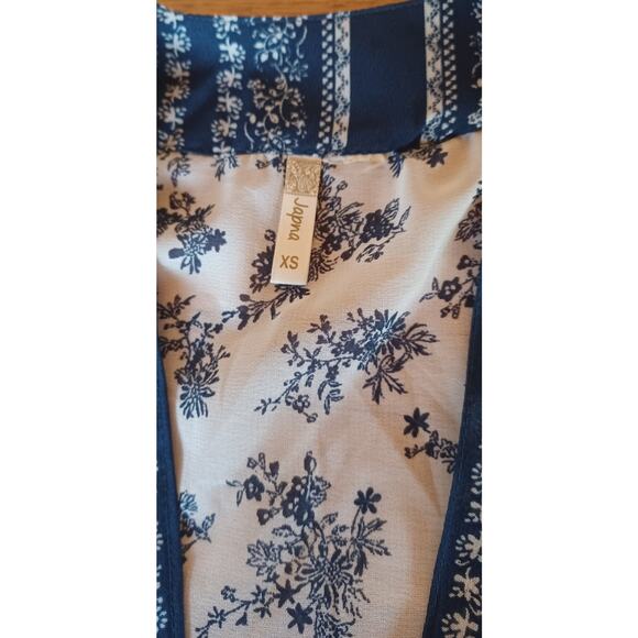 Japna Blue and White Floral Kimono Swim Cover Up Women's XS Sheer Topper Jacket - Picture 5 of 5